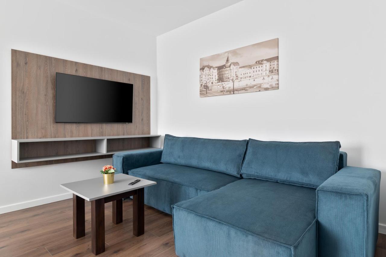 Grand Hill Flats Apartment Oradea Exterior photo