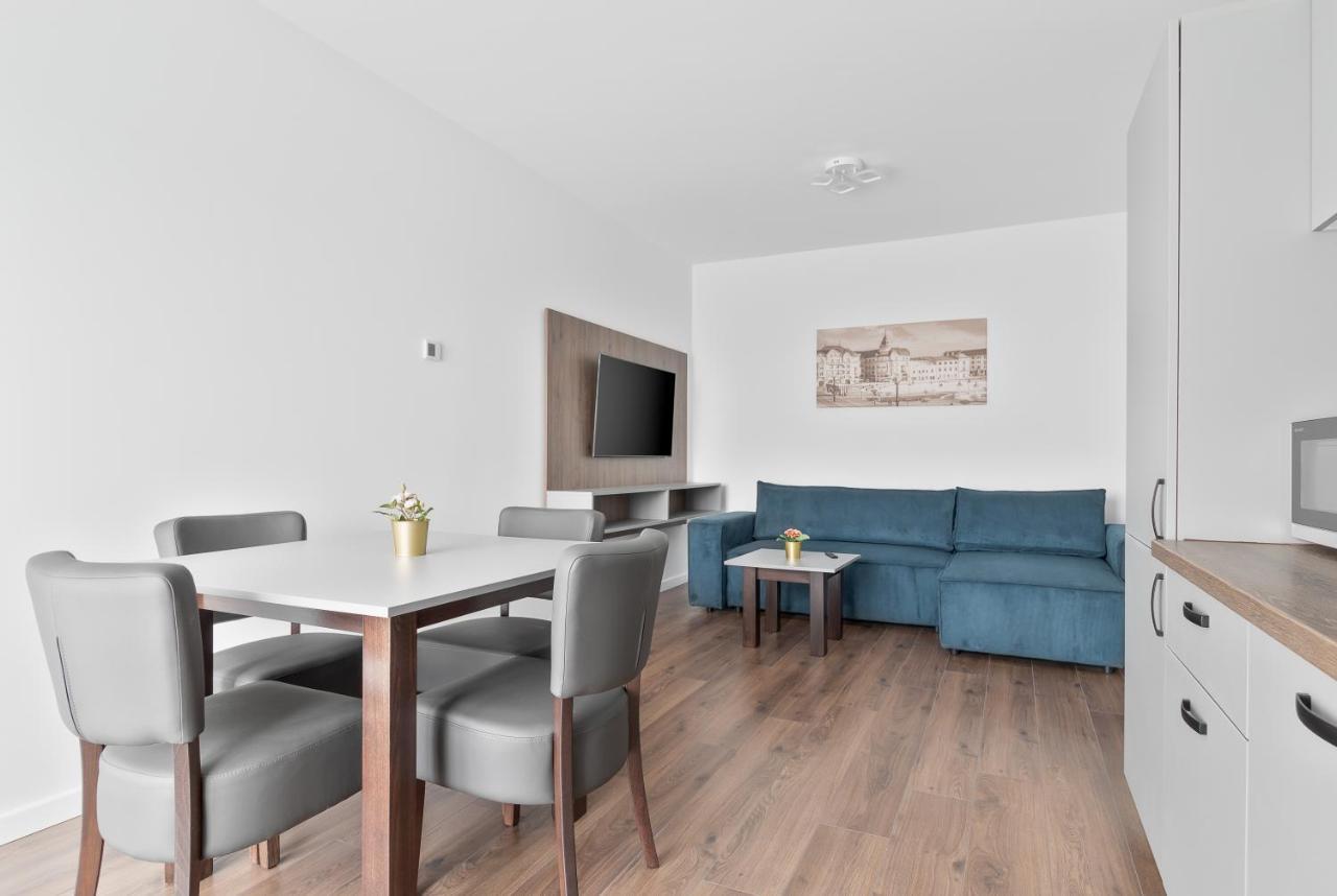 Grand Hill Flats Apartment Oradea Exterior photo